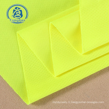 Tissu de maille polyester recyclé à la teinture et à haute qualité.